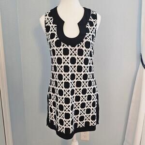 NWOT White House Black Market Sleeveless Geometric Tunic Top Black White Small